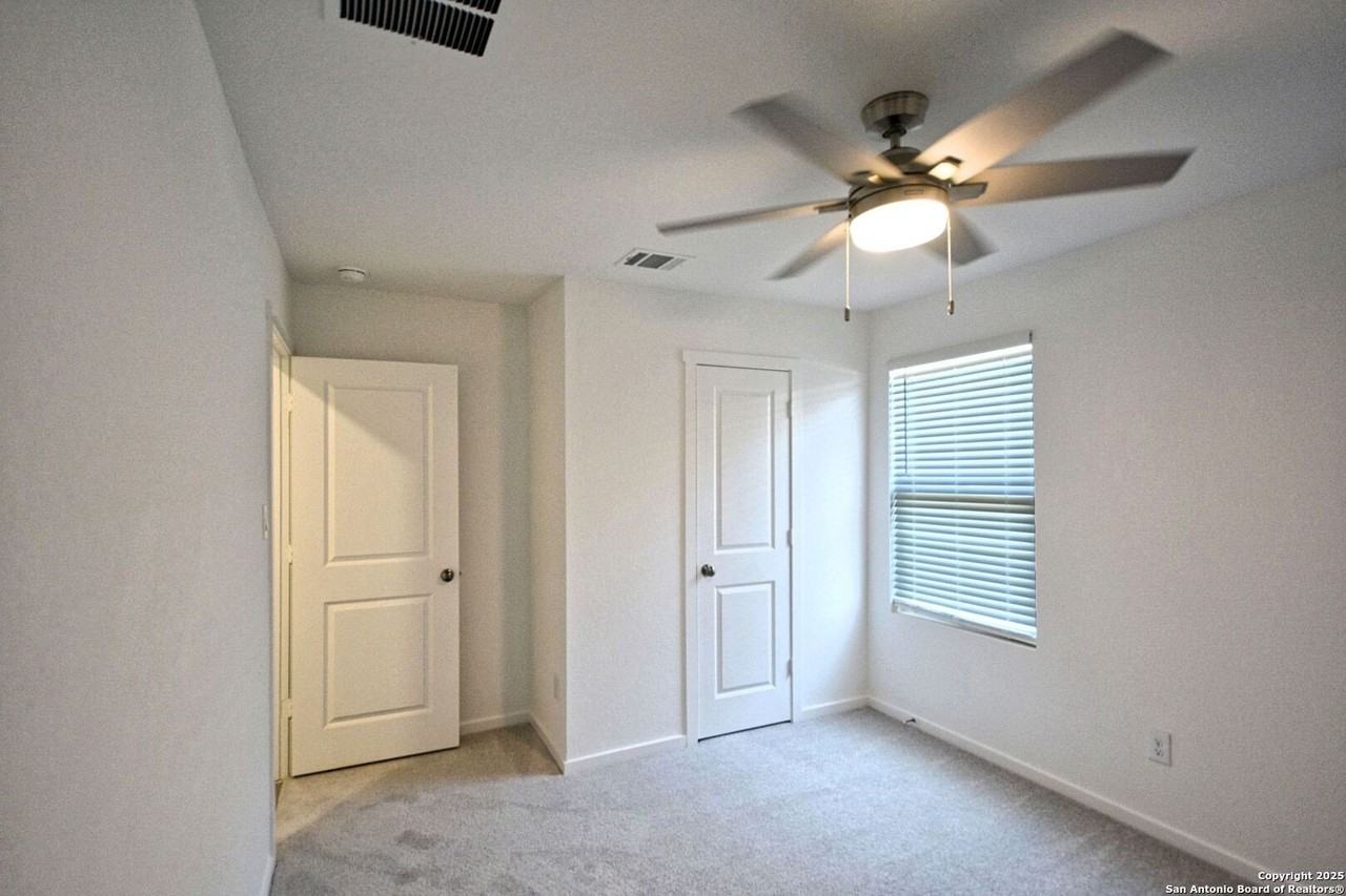 754 Tower Hill Vw - Photo 5 of 28