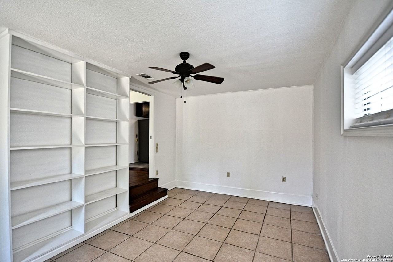 520 Avenue A - Photo 6 of 34