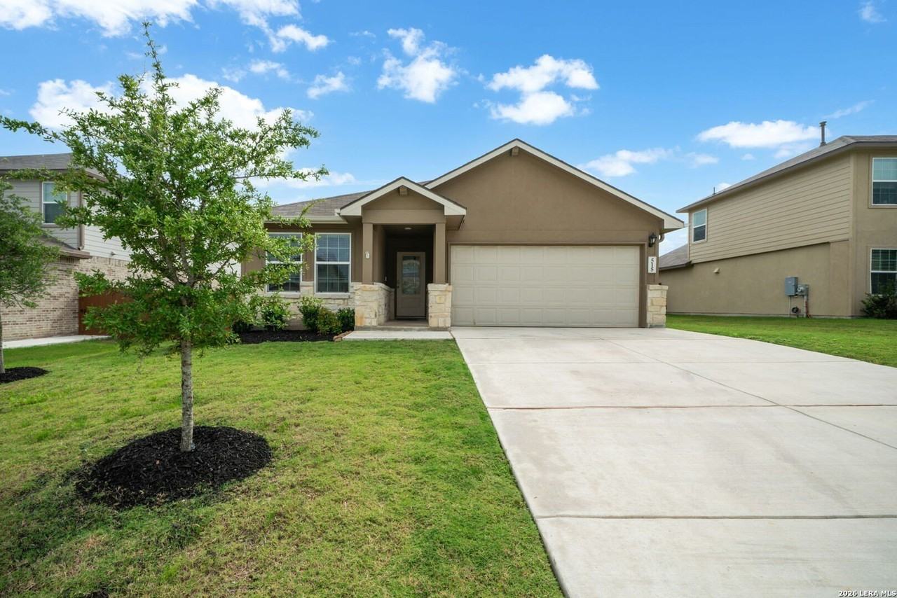 515 Diamond Shls - Photo 2 of 39