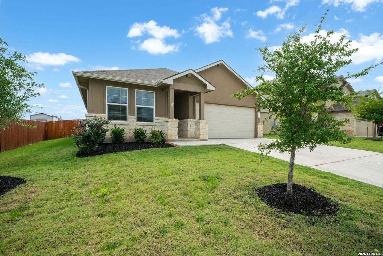 515 Diamond Shls - Photo 4 of 39