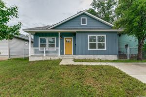 featured image of 423 Channing Ave