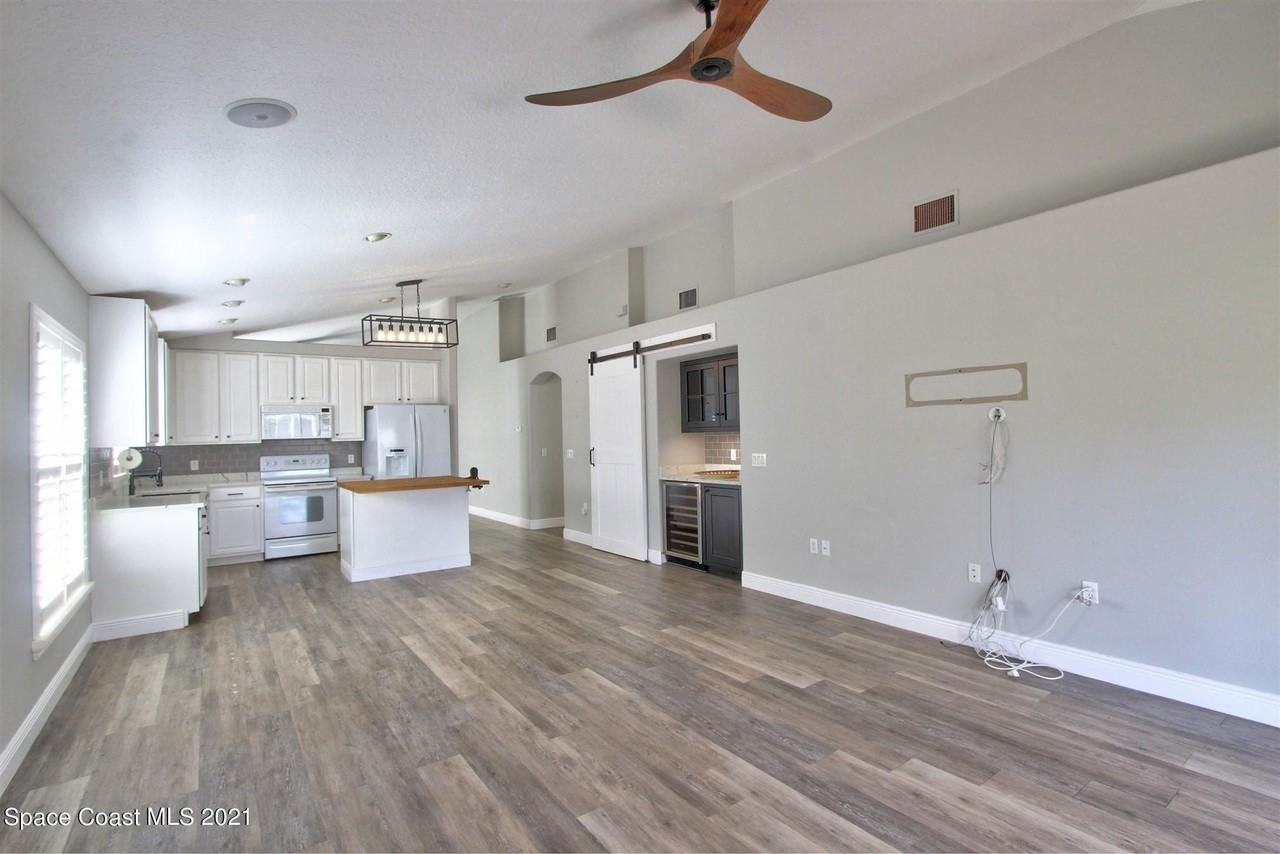 2906 Mondavi Dr - Photo 6 of 19