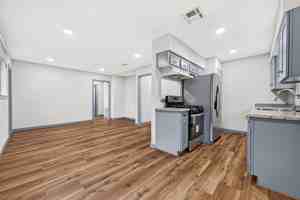 featured image of 3102 Knotty Oaks Trl