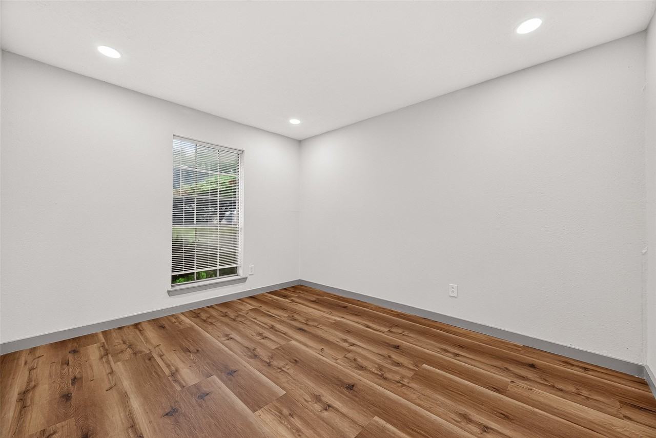 3102 Knotty Oaks Trl - Photo 5 of 28