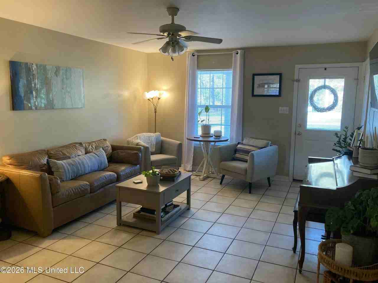 20061 Daugherty Rd - Photo 5 of 23