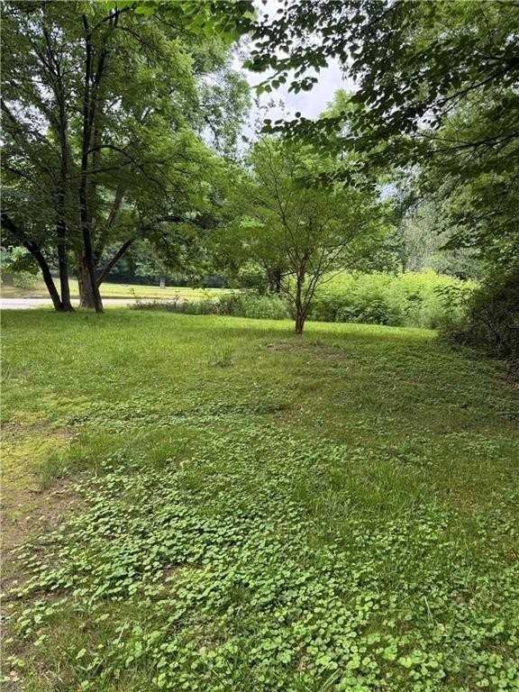 1515 Little Rd - Photo 2 of 16