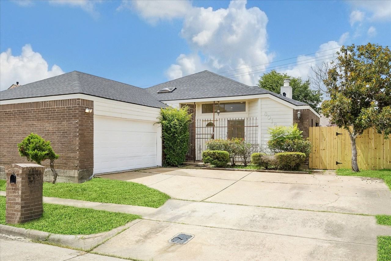 8018 Cobblefield Ln