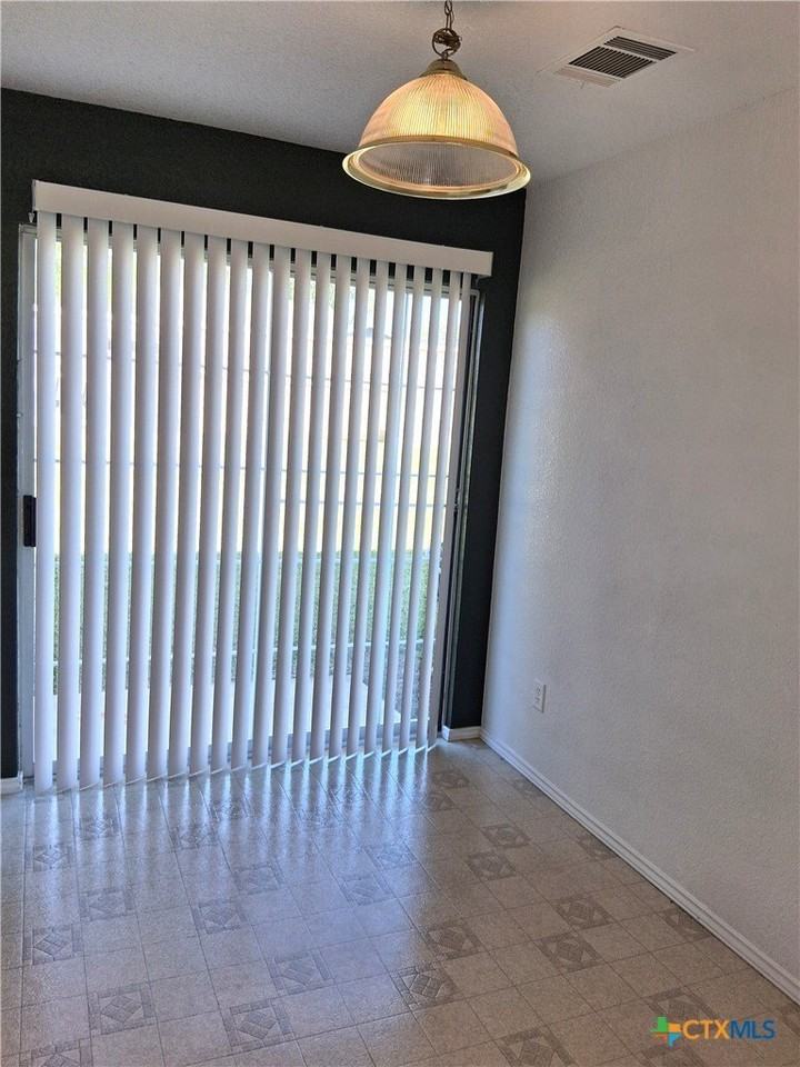5803 Redstone Dr #B - Photo 5 of 11