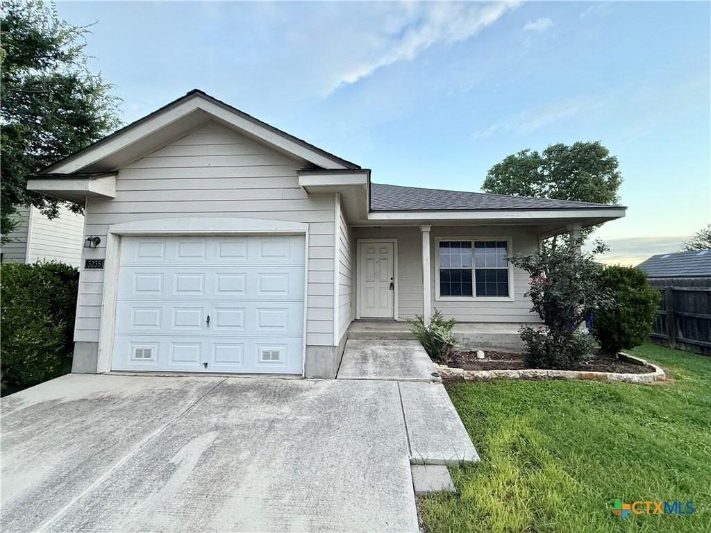 3235 Blue Jay Dr