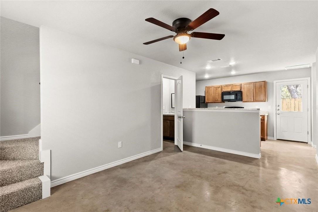 304 Blair St #B - Photo 2 of 11
