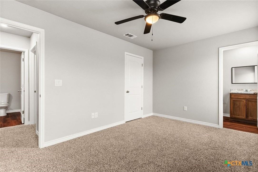 304 Blair St #B - Photo 7 of 11