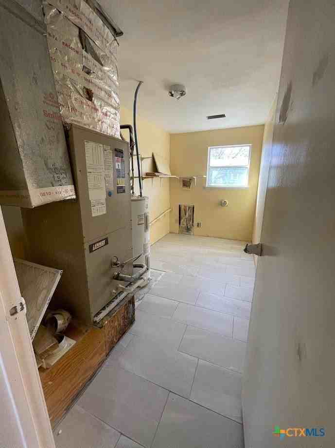 716 Persimmon Pass - Photo 3 of 14