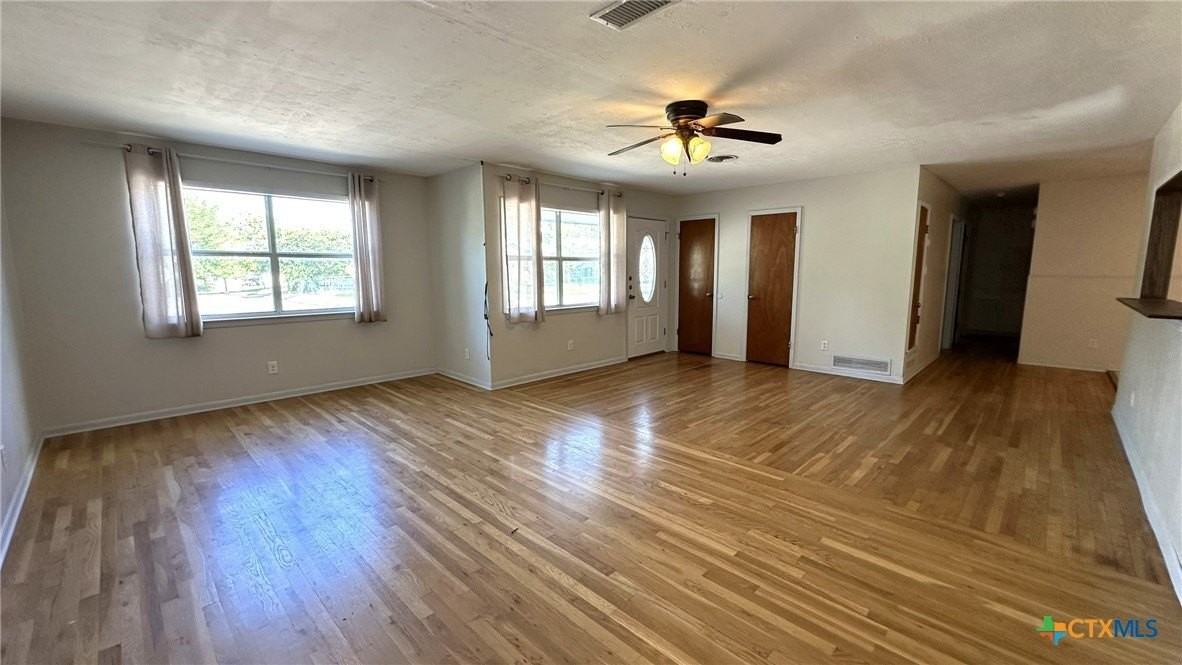 1102 S 27th St - Photo 2 of 12