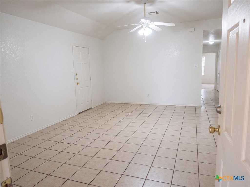 2808 Edgefield St #A - Photo 3 of 15