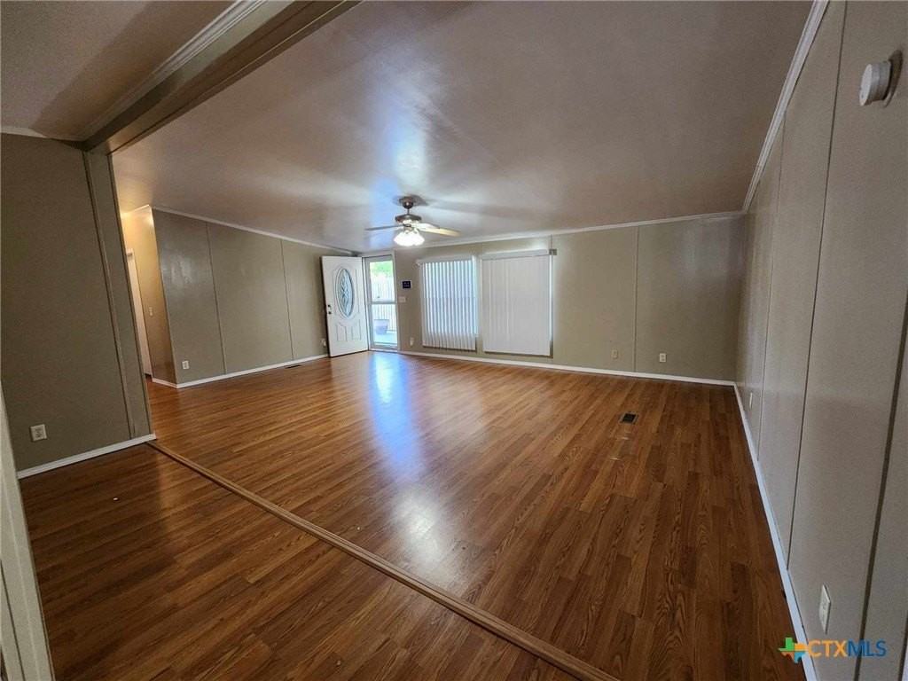 922 Ashwood St - Photo 6 of 38