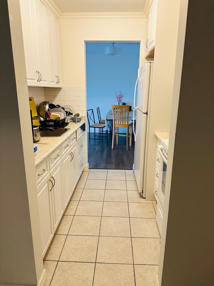 733 Deveron Crescent #210 - Photo 6 of 10