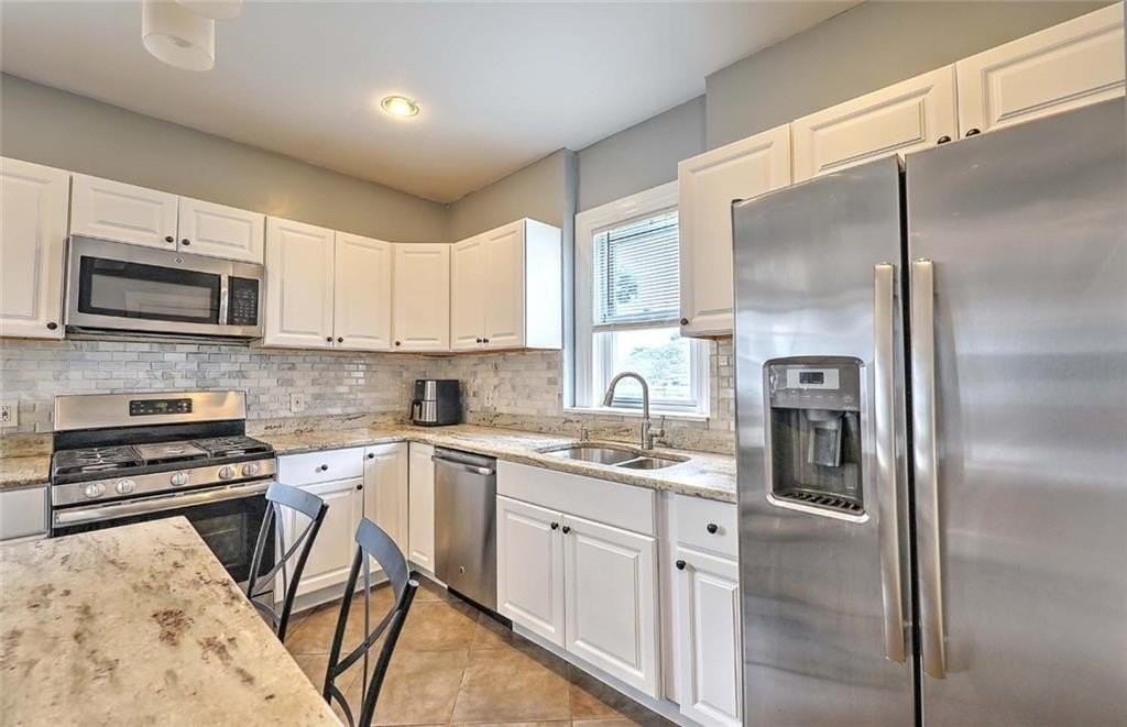 16 Duncan Ave #1 - Photo 5 of 29