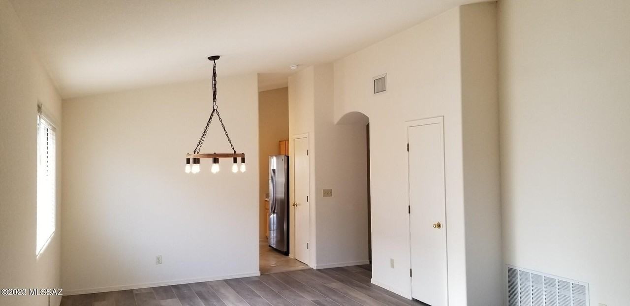 9395 E Lochnay Ln - Photo 2 of 12