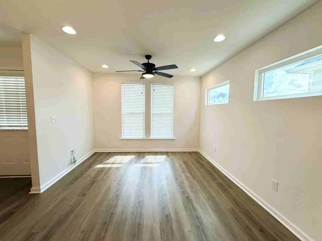 3734 Meadow Vista Ln - Photo 5 of 33