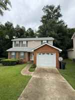 featured image of 2635 Fairmount Ln
