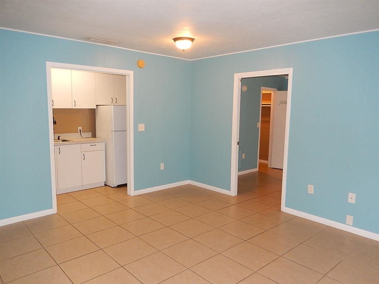 2241 W Pensacola St #48 - Photo 5 of 14