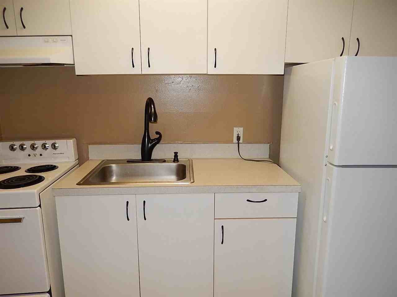 2241 W Pensacola St #48 - Photo 6 of 14