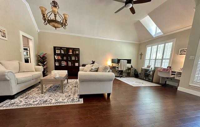 7123 Elm Creek Ln - Photo 6 of 26