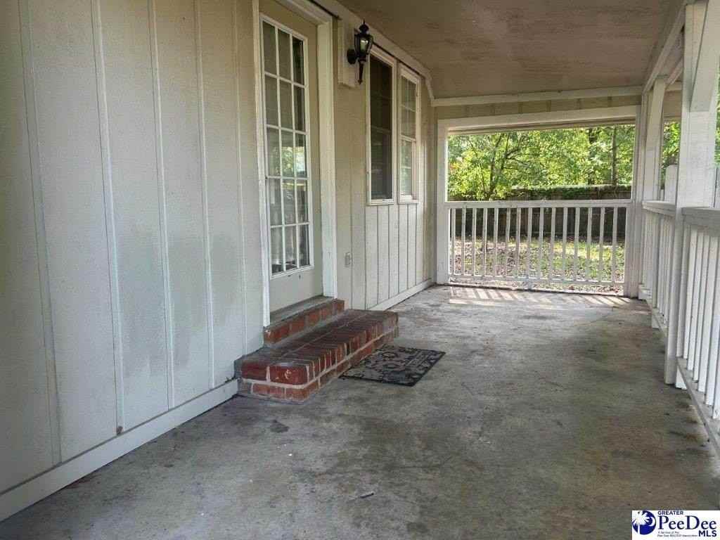 462 Bellingham Ct - Photo 3 of 12