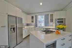 4007 49th St Nw - Photo 5 of 22