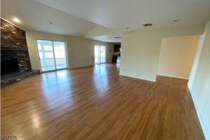 featured image of 306LAKE Shore Dr