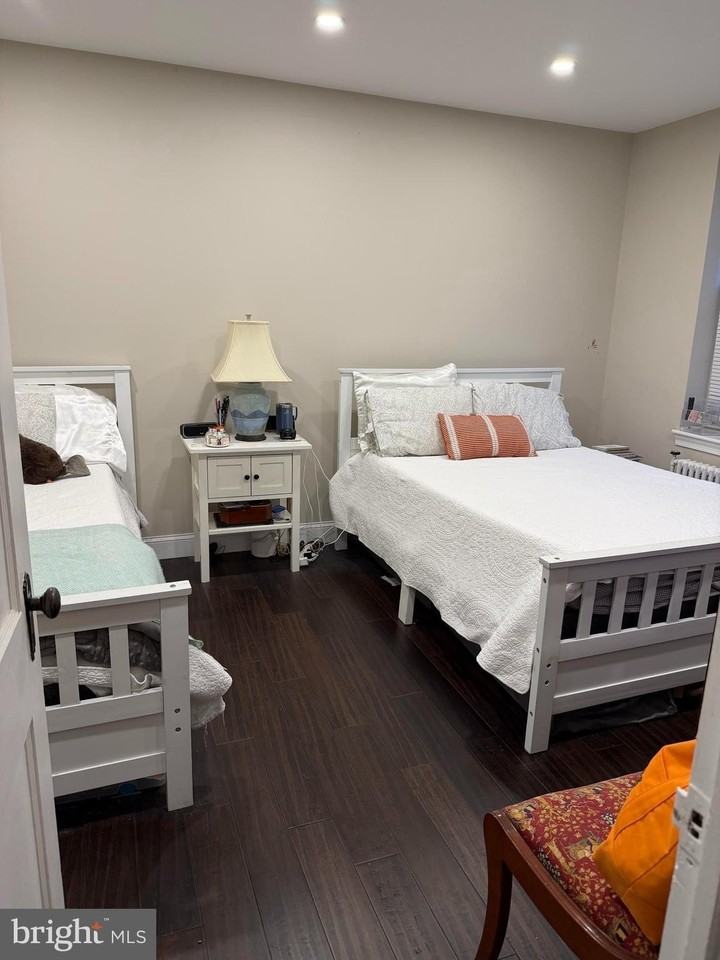 939 Longfellow St Nw #103 - Photo 6 of 11