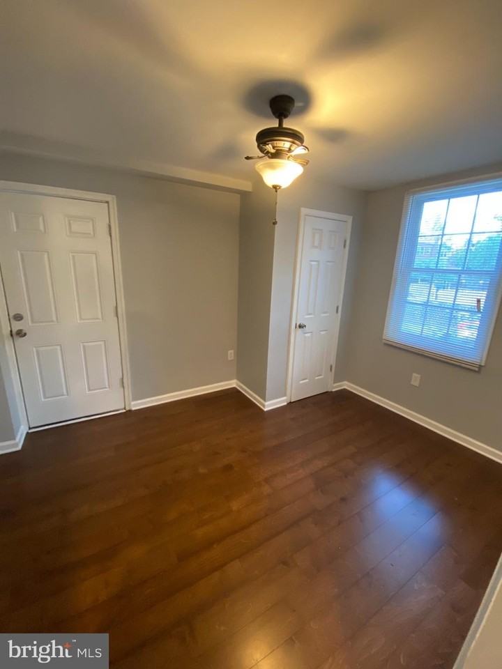 1216 Savannah Pl Se - Photo 4 of 17