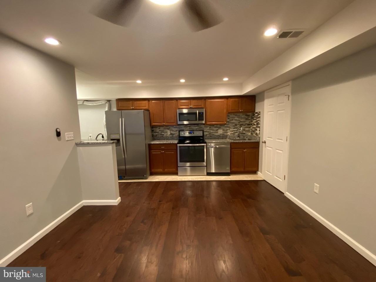 1216 Savannah Pl Se - Photo 6 of 17