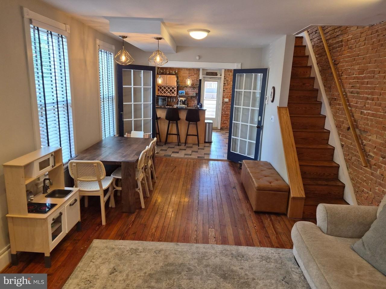 1601 Belt St - Photo 6 of 30