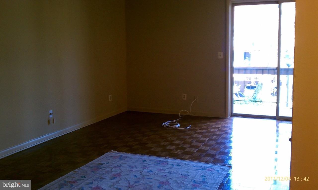 18 Cross Keys Rd #18C - Photo 2 of 17