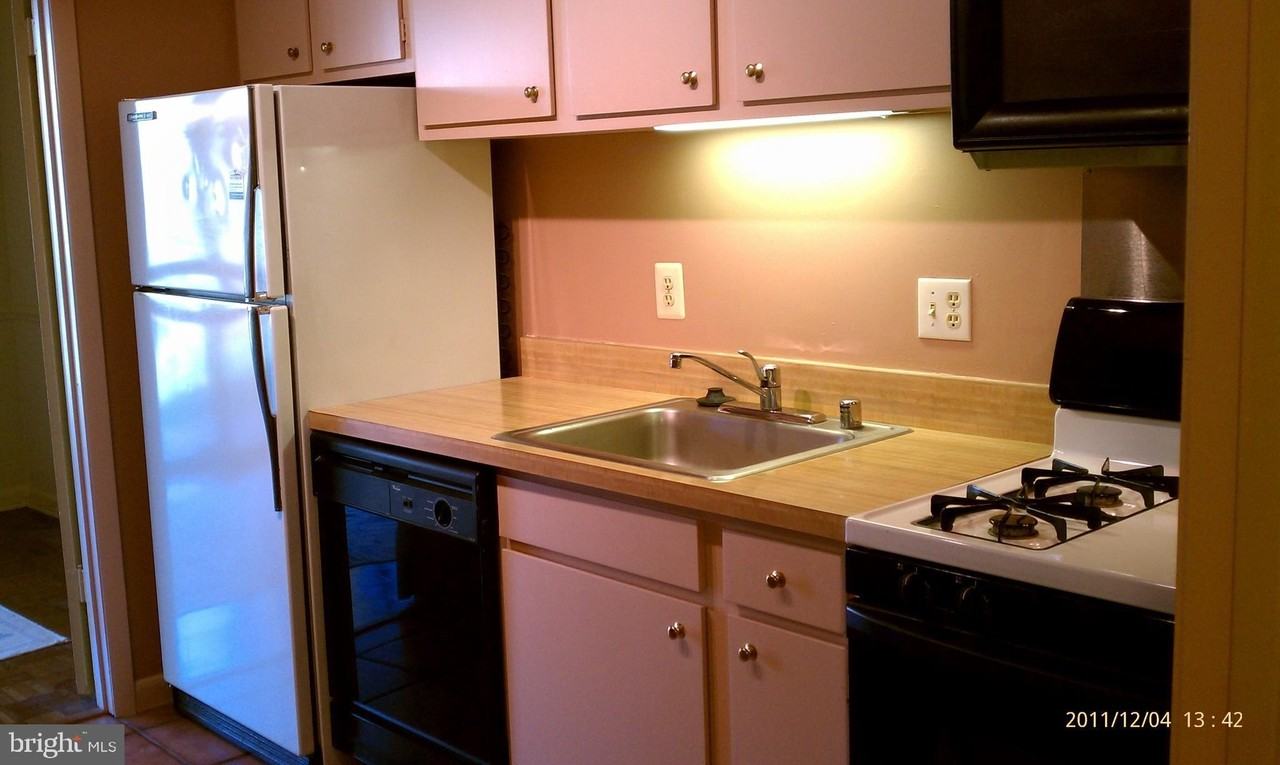 18 Cross Keys Rd #18C - Photo 3 of 17