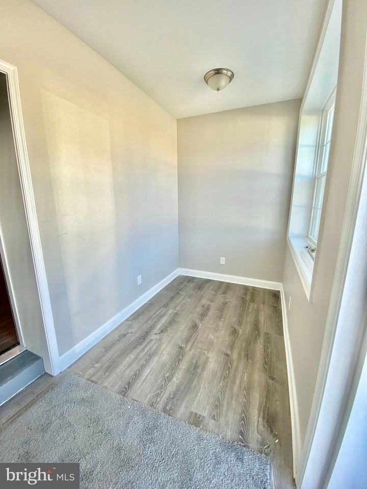 6537 Baltimore Ave - Photo 3 of 16