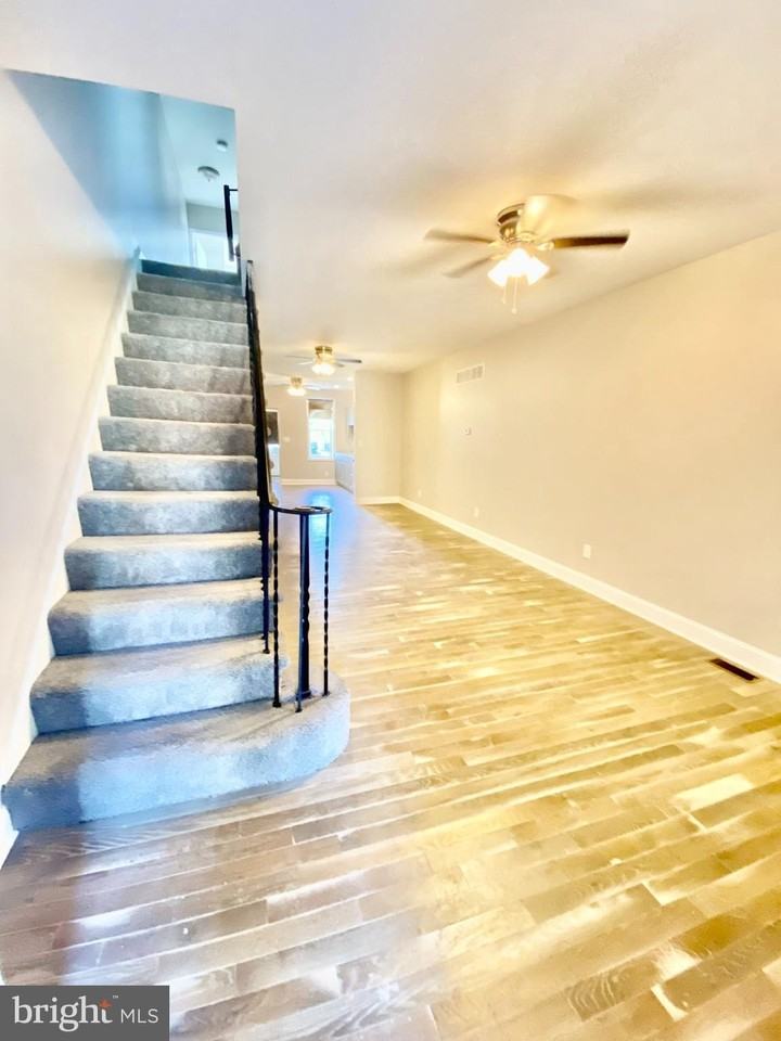 6537 Baltimore Ave - Photo 4 of 16