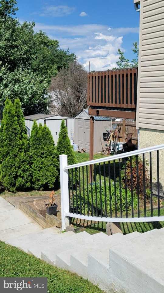 4236 Slater Ave - Photo 4 of 17
