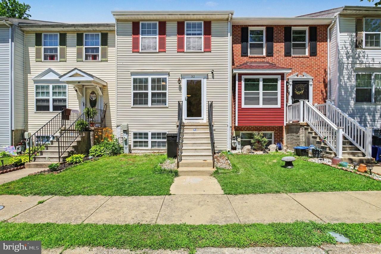 32 Tameron Pl - Photo 2 of 39