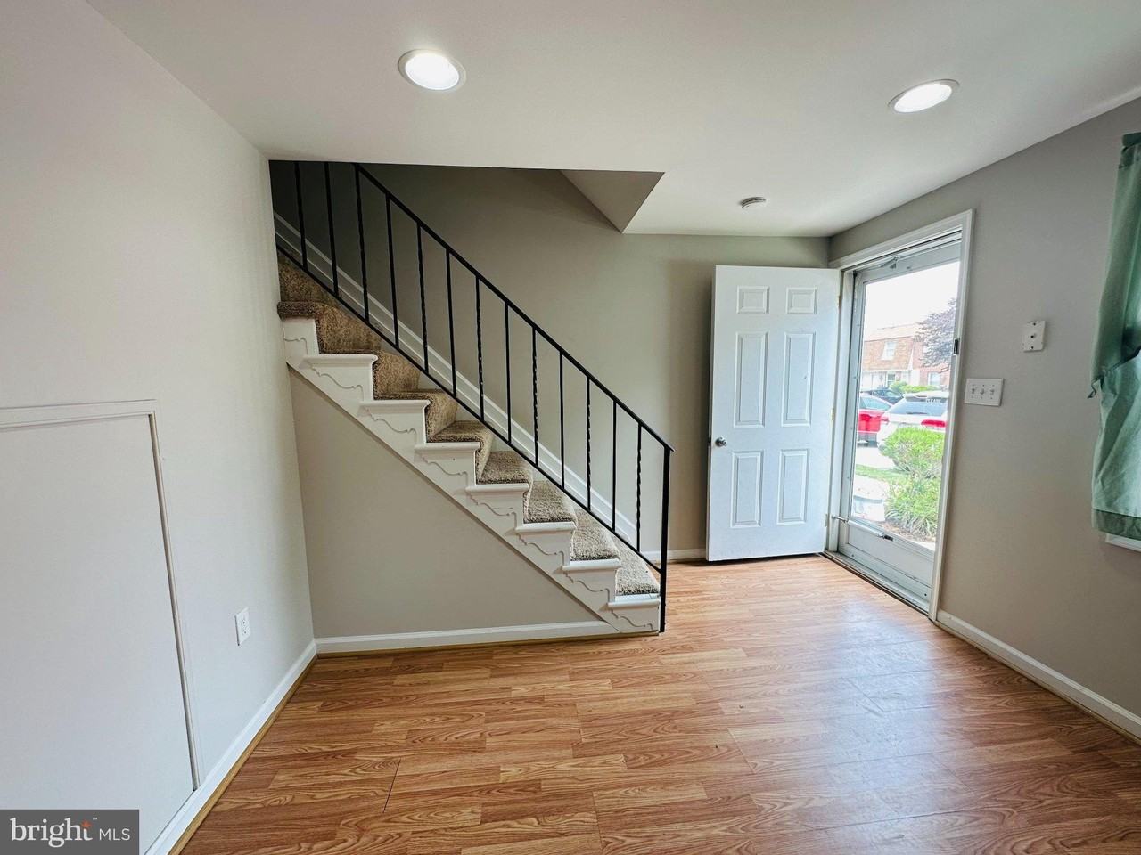 34 Carroll View Ave #34 - Photo 3 of 13