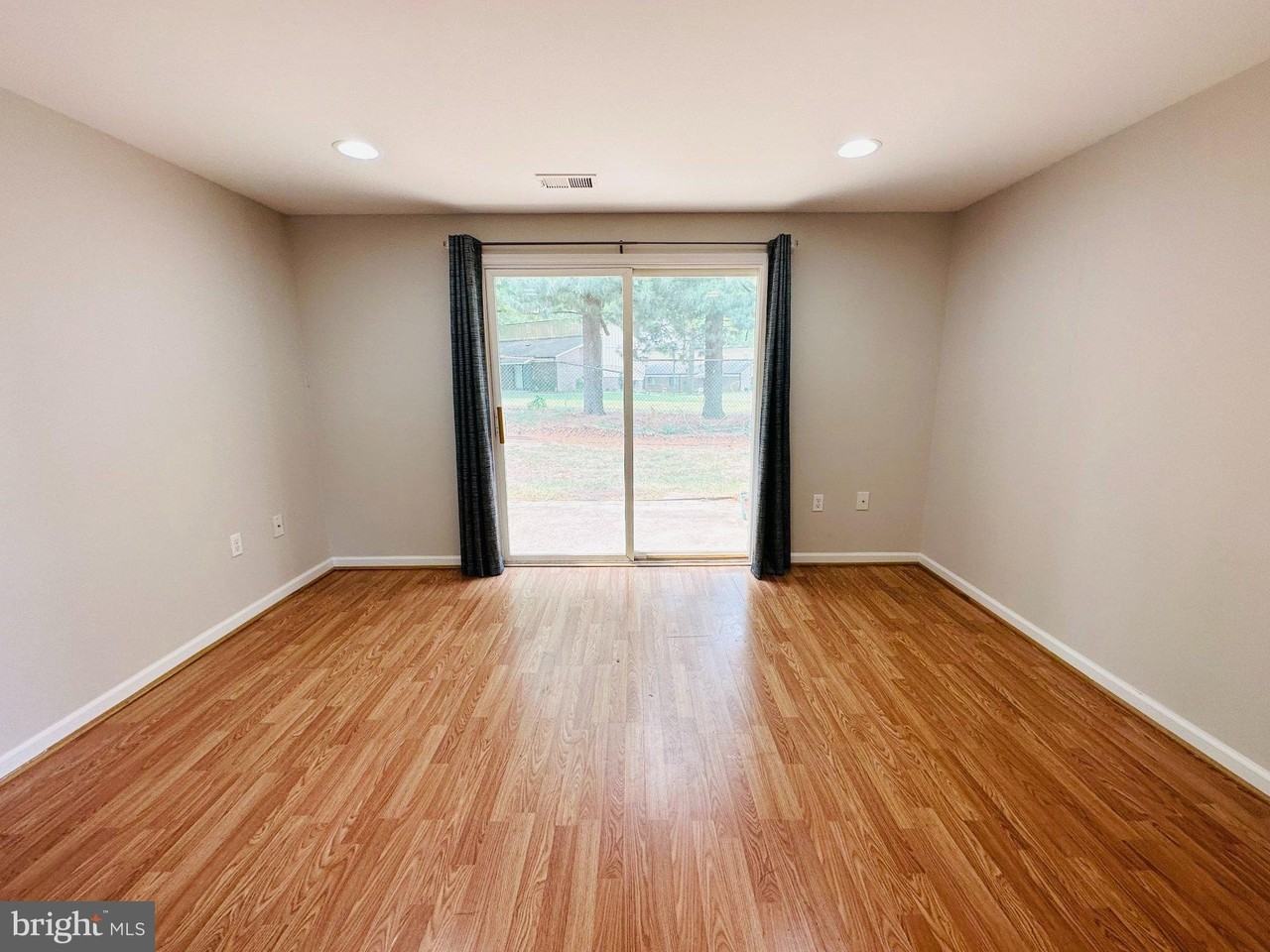 34 Carroll View Ave #34 - Photo 4 of 13