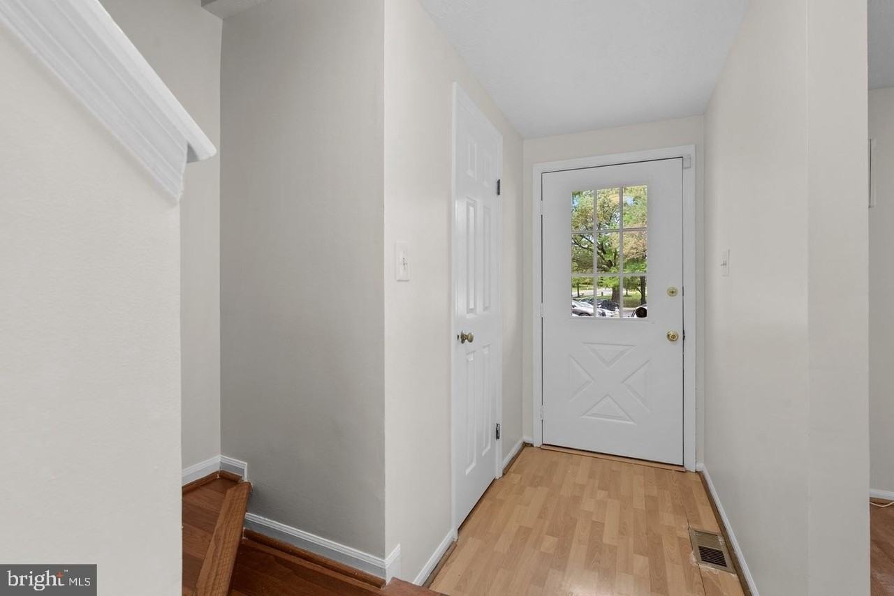 14205 Castlemoor Ct - Photo 6 of 40
