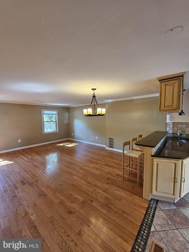 10218 Arizona Cir #16 - Photo 6 of 25
