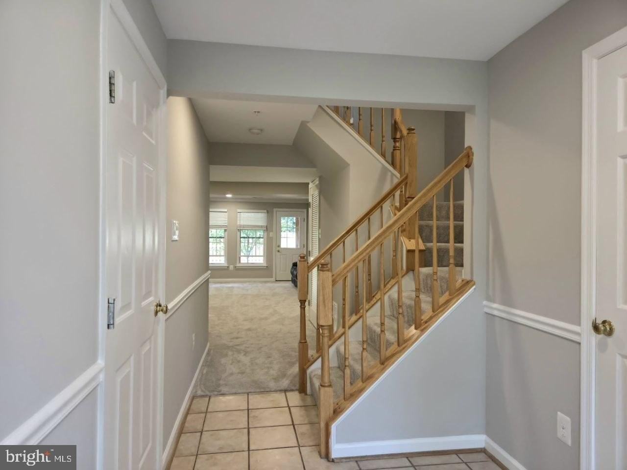 4613 Ripley Manor Ter - Photo 3 of 39