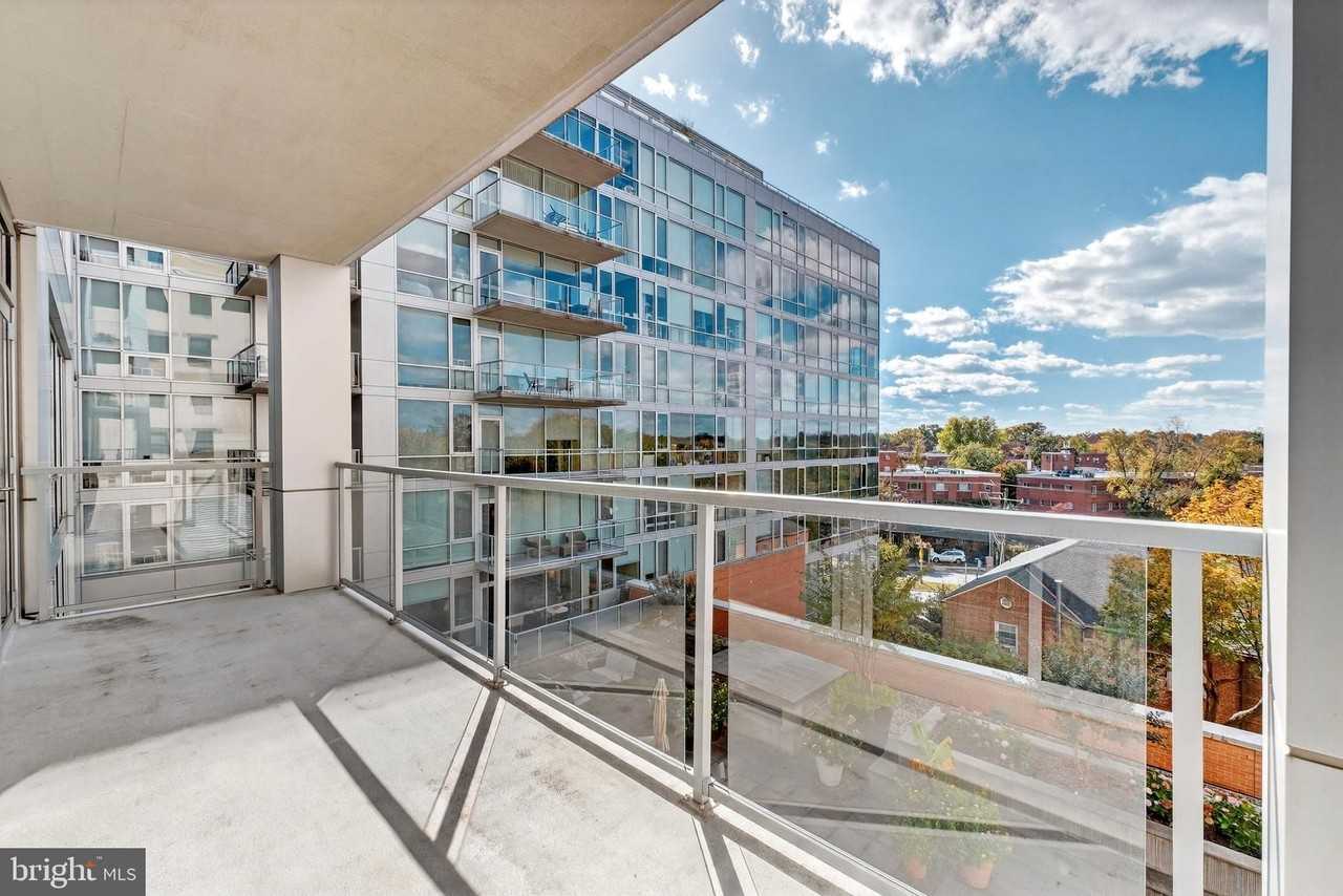6820 Wisconsin Ave #4006 - Photo 4 of 33