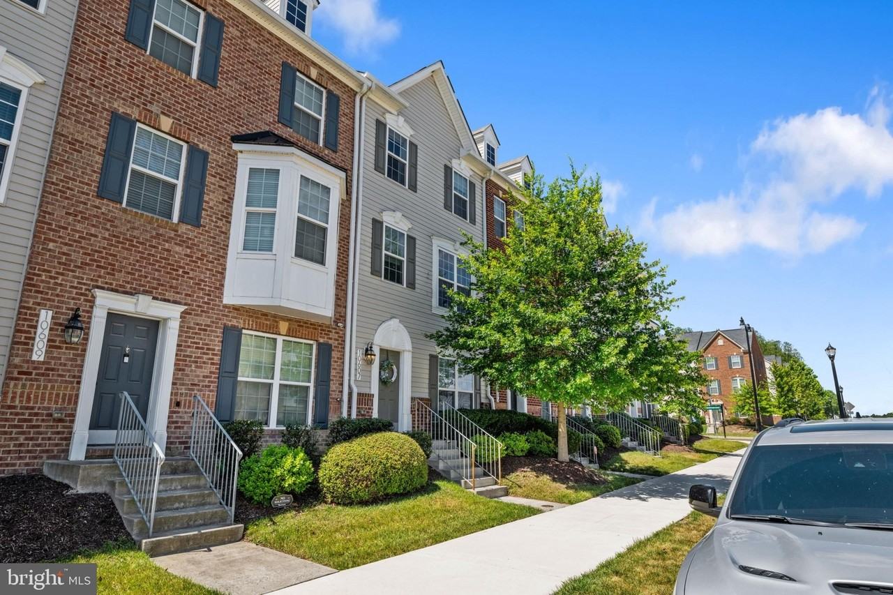10607 Meridian Hill Way - Photo 2 of 27