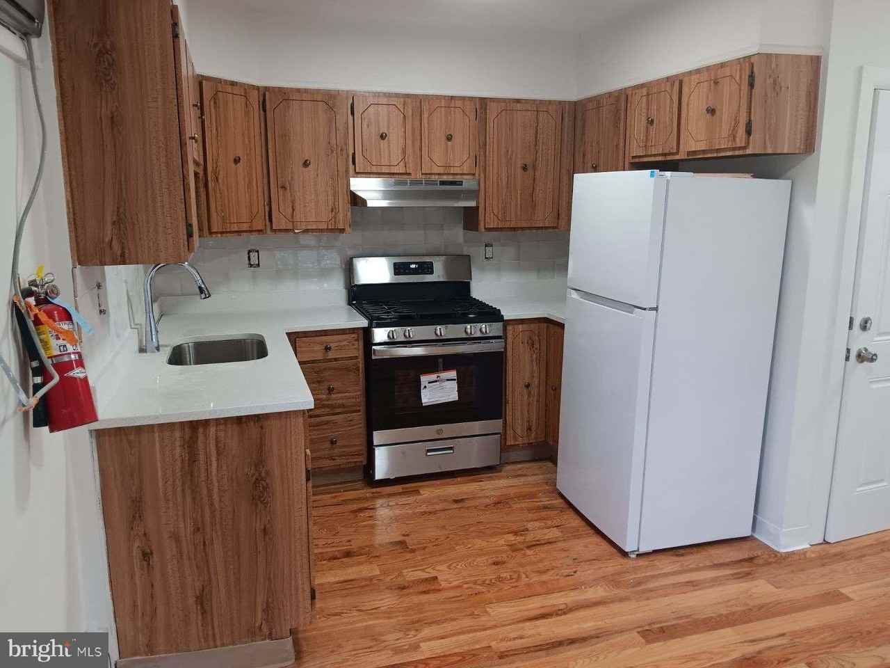 541 Haddon Ave #2ndFL