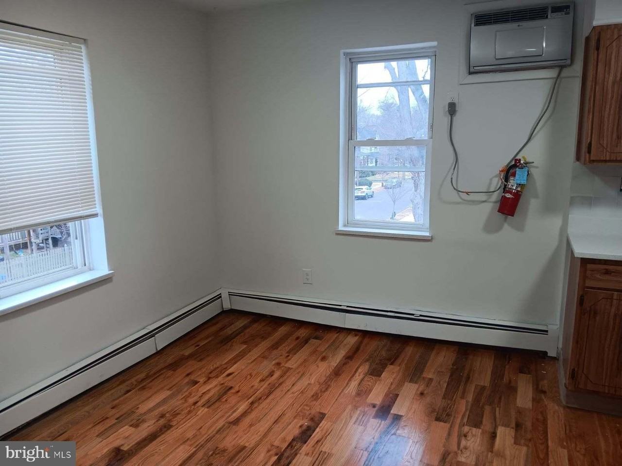 541 Haddon Ave #2ndFL - Photo 4 of 12