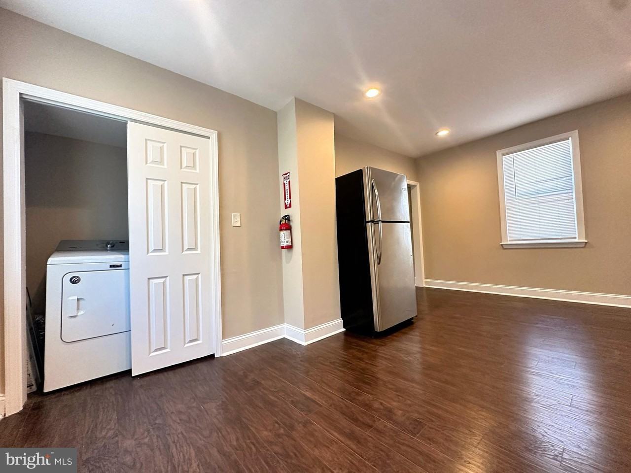 40 High St #2ndFL - Photo 3 of 15